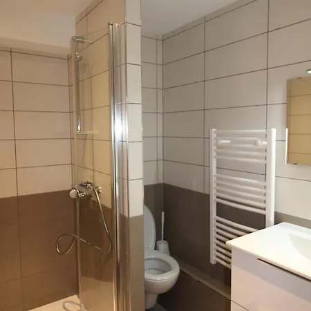 Renove Pour 8 Pers, Quartier Calme, - Fr-1-508b-20
